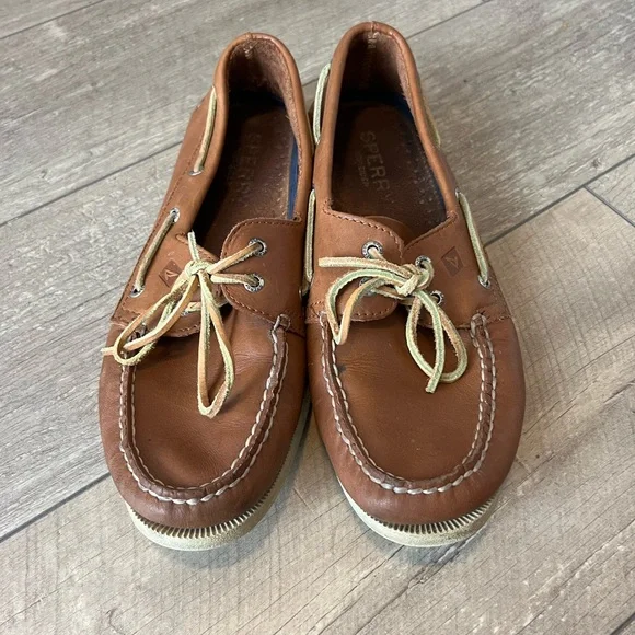 Sperry | Shoes | Sperry Light Brown Boat Shoes | Poshmark display picture 1